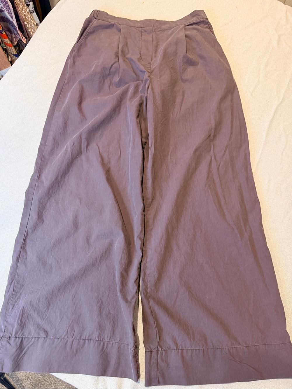 Wide-Leg Women's Pants in Mauve